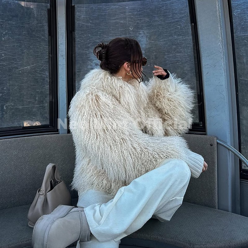 Neo menthe blogueur emblématiq - Streetwear Girl Brand avis et prix