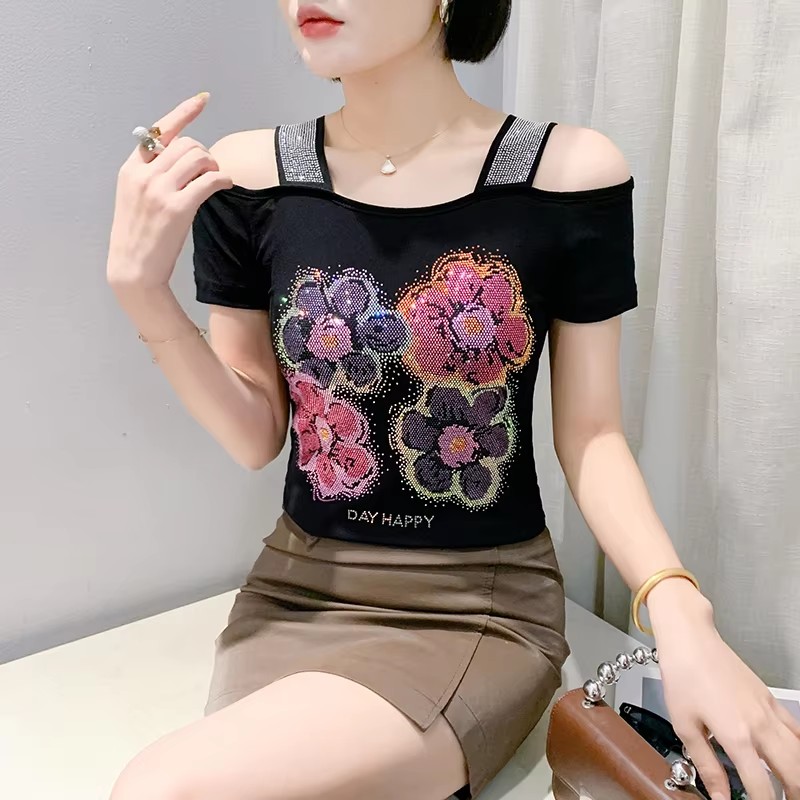 T-shirt sexy à épaules dénudée - Streetwear Brand Drops avis et prix